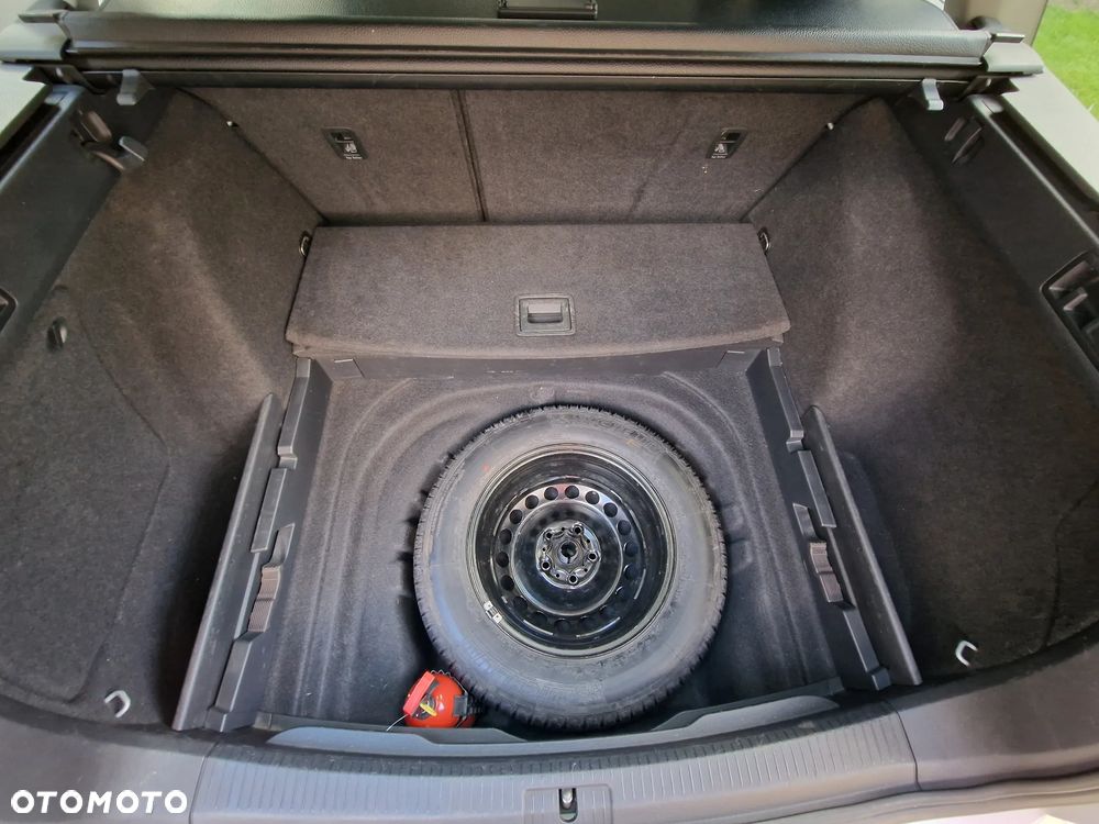 Volkswagen Golf VII 1.6 TDI BMT Comfortline DSG - 13