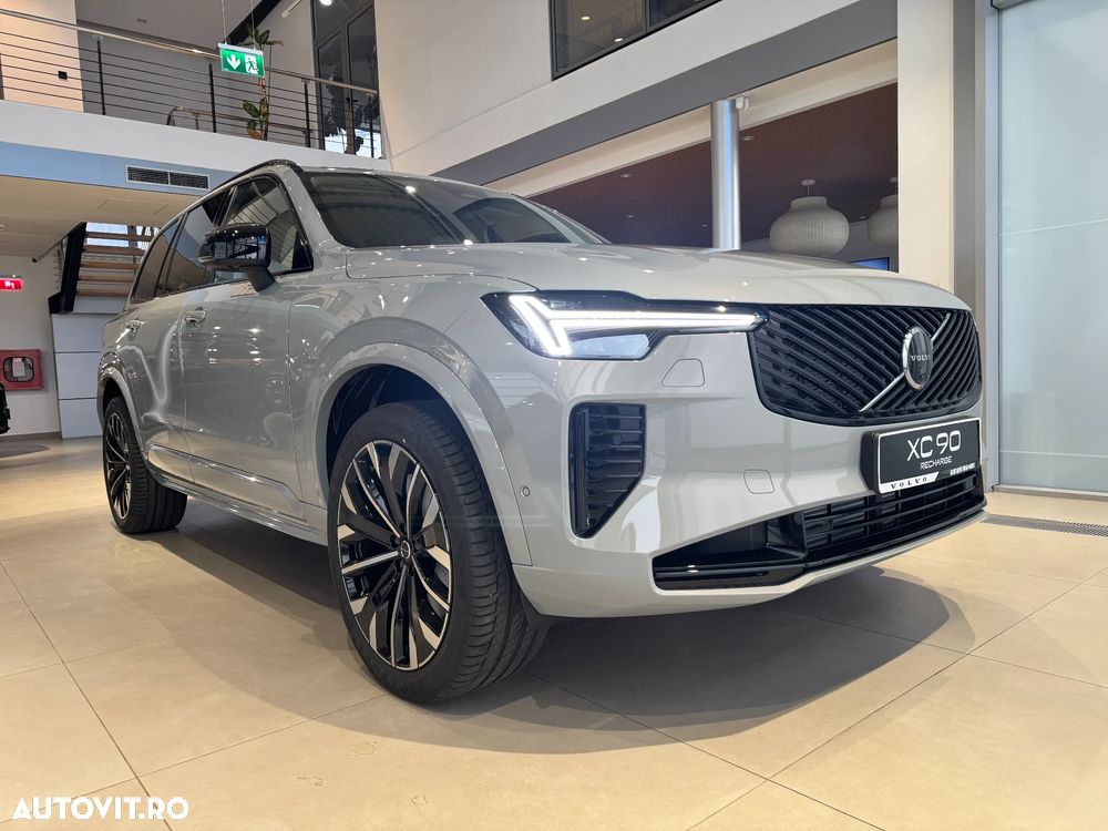 Volvo XC 90 T8 AWD PHEV Plus Dark - 3
