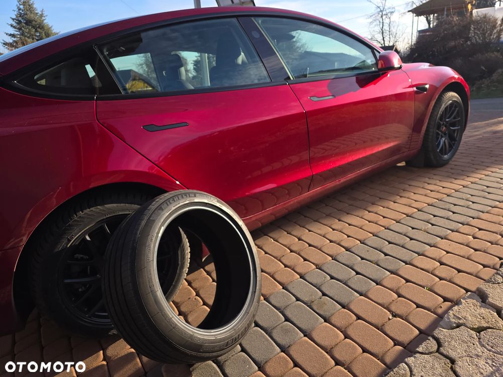 Opony Michelin e-primacy 235/45R18 do Tesla 3 - 6