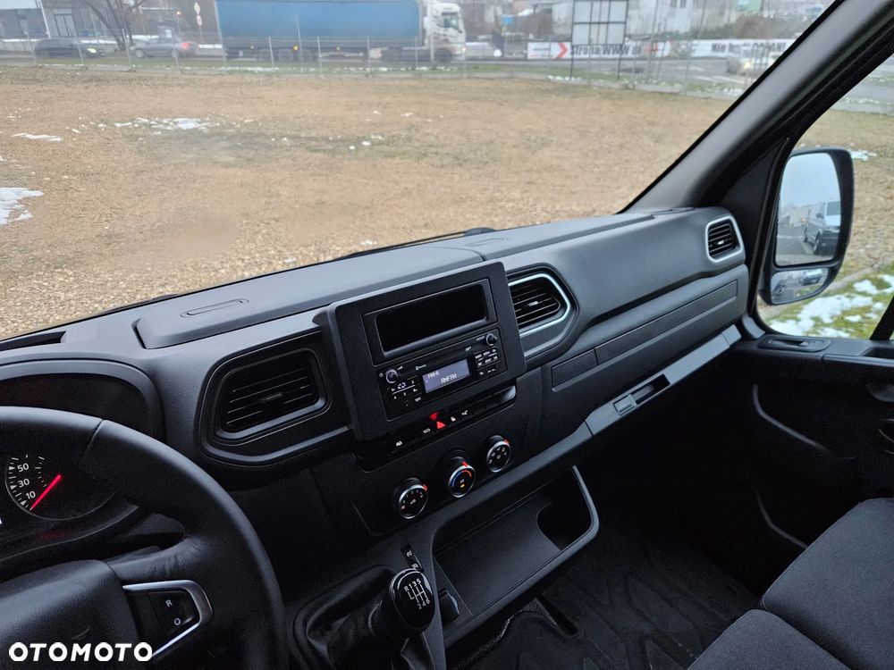 Renault Master L2H2 2.3dCi 136KM - 19