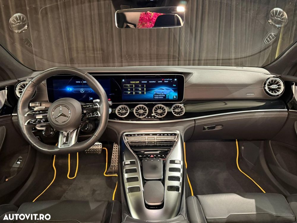 Mercedes-Benz AMG GT - 19