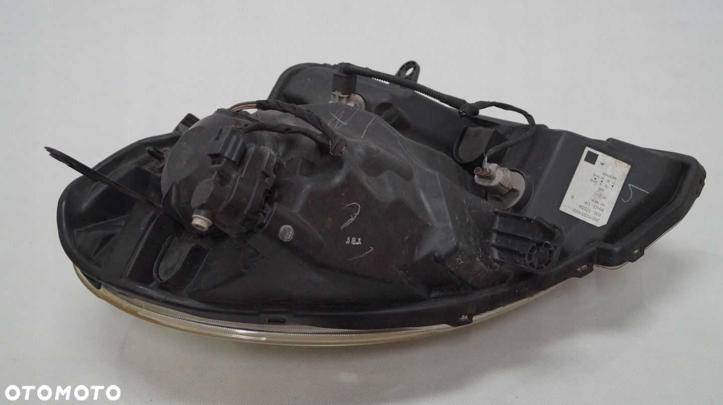 LAMPA PRZEDNIA PRAWA RENAULT KANGOO II 2012 - 9