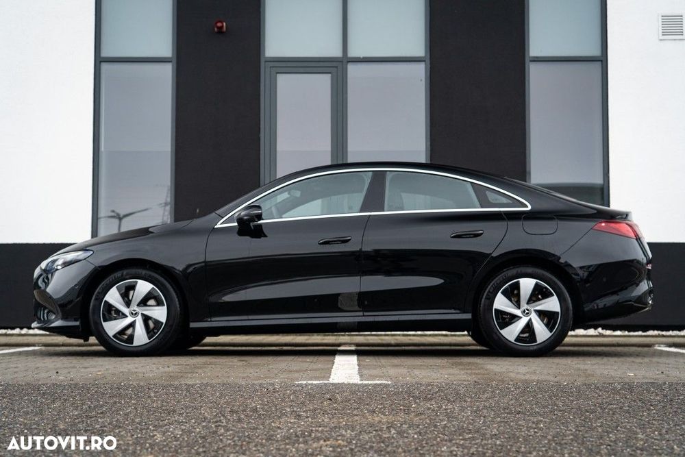 Mercedes-Benz CLA - 7