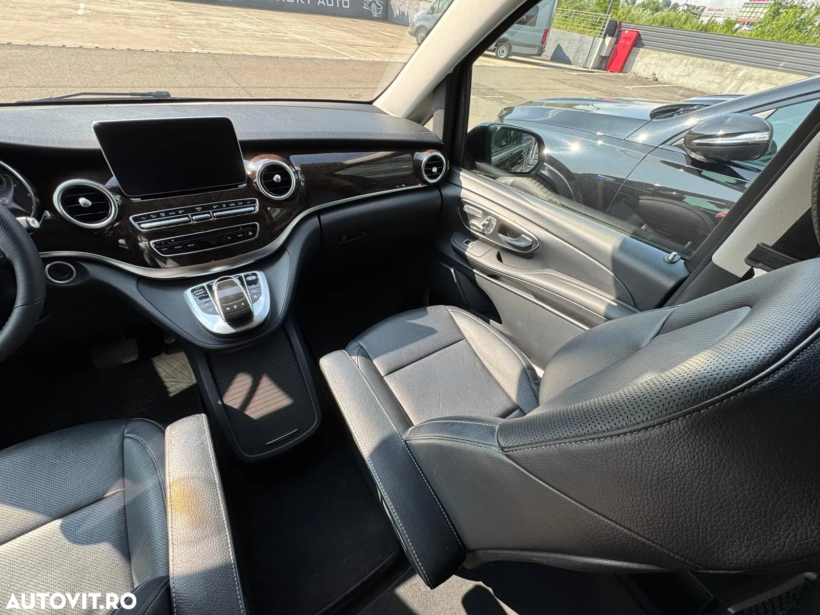 Mercedes-Benz V 250 (BlueTEC) d kompakt 4Matic 7G-TRONIC Avantgarde - 28