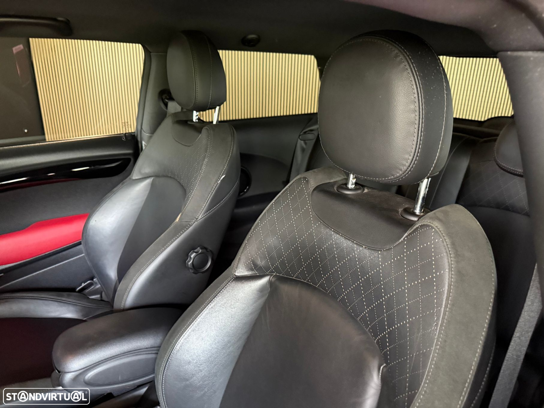 MINI 3 Portas John Cooper Works Auto Desportiva - 24