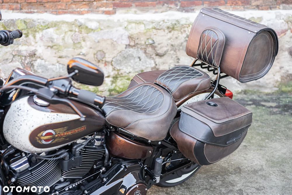 Harley-Davidson Softail Heritage Classic - 28
