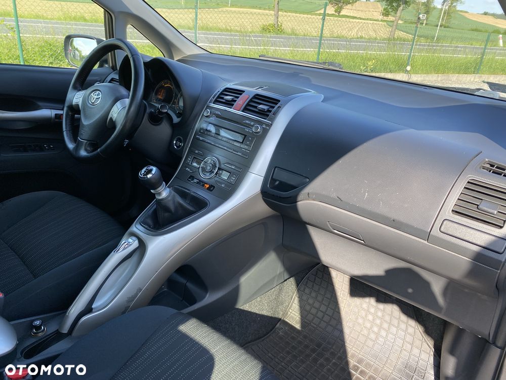 Toyota Auris - 6