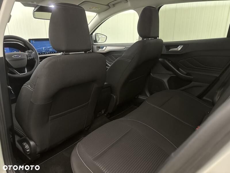 Ford Focus - 19