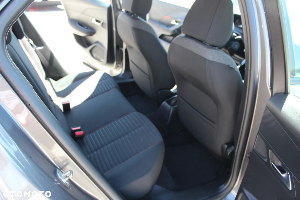 Peugeot 2008 1.5 BlueHDi Allure - 24