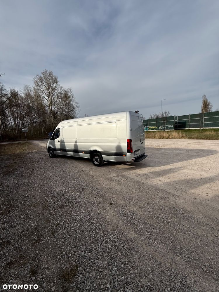 Mercedes-Benz Sprinter - 6