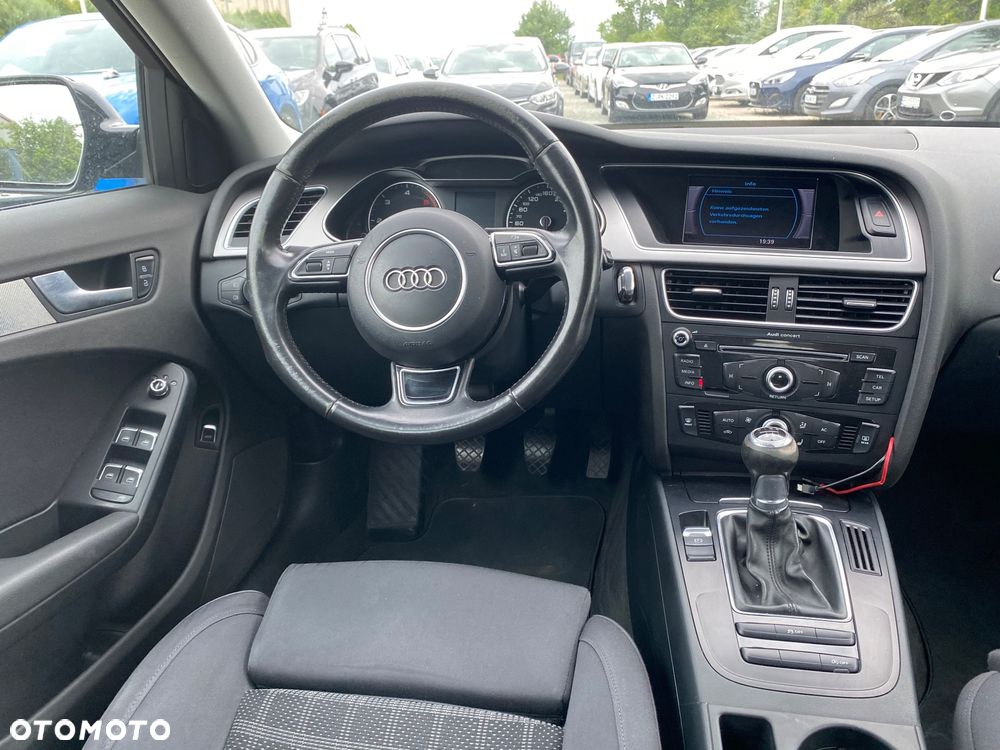 Audi A4 Limousine 2.0 TDI DPF Ambition - 29
