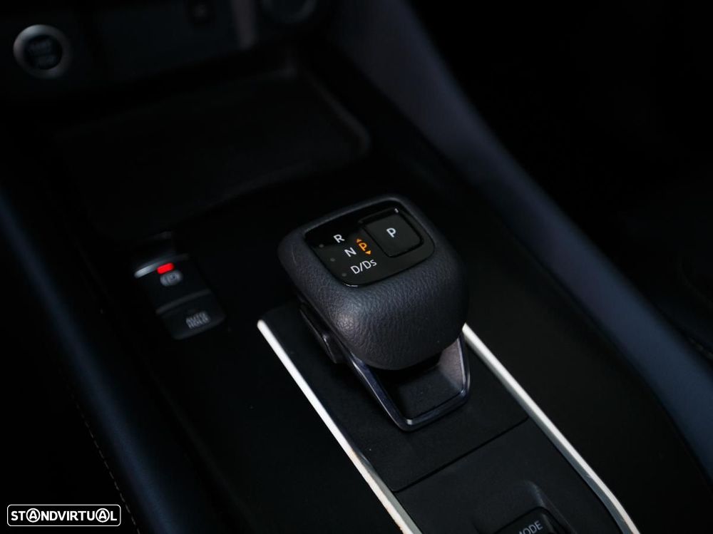 Nissan Qashqai 1.3 DIG-T Acenta Xtronic - 25