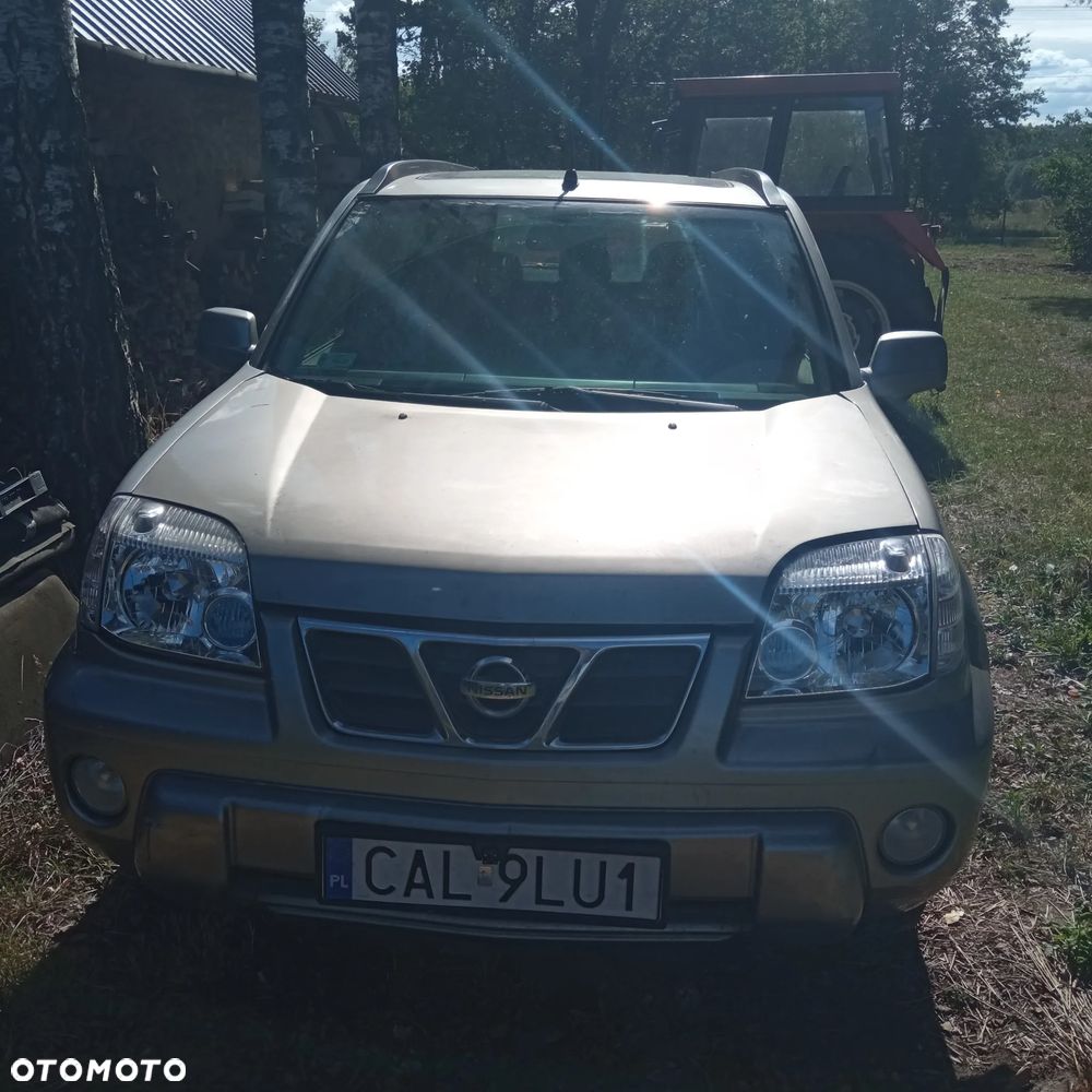 Nissan X-Trail 2.0 Luxury - 5