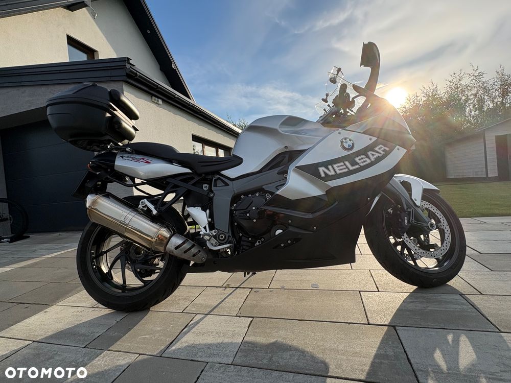 BMW K - 9