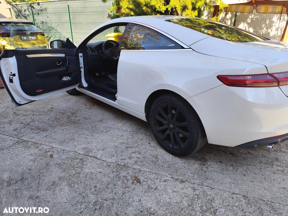 Renault Laguna Coupe 2.0 dCi FAP Dynamique - 2