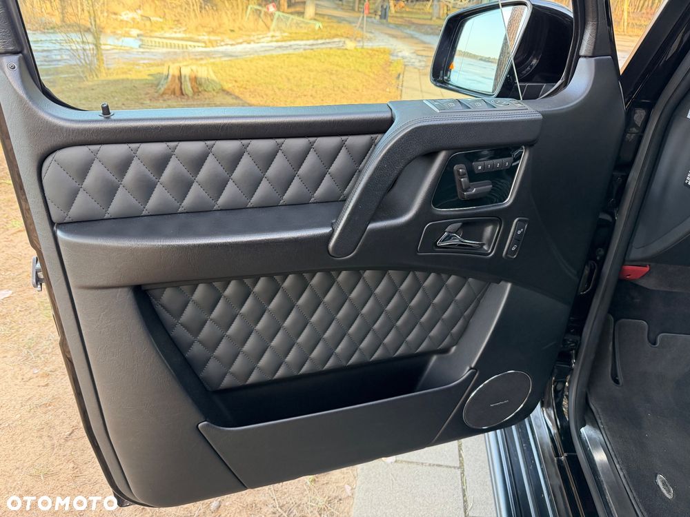 Mercedes-Benz Klasa G 63 AMG AMG SPEEDSHIFT 7G-TRONIC - 27