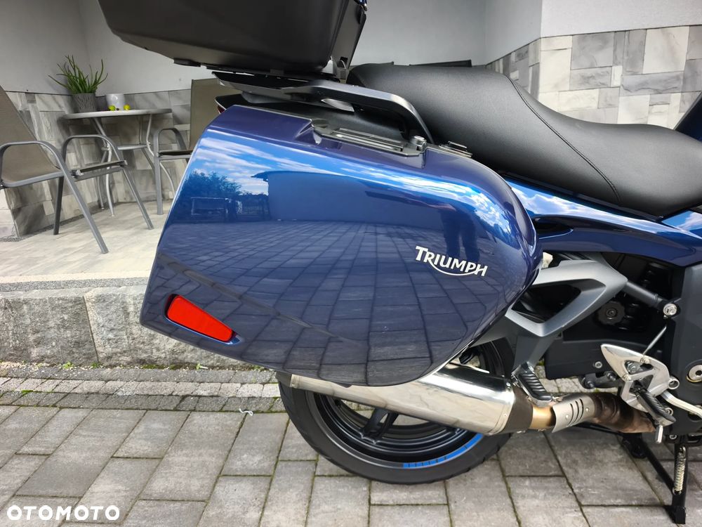Triumph Sprint - 33