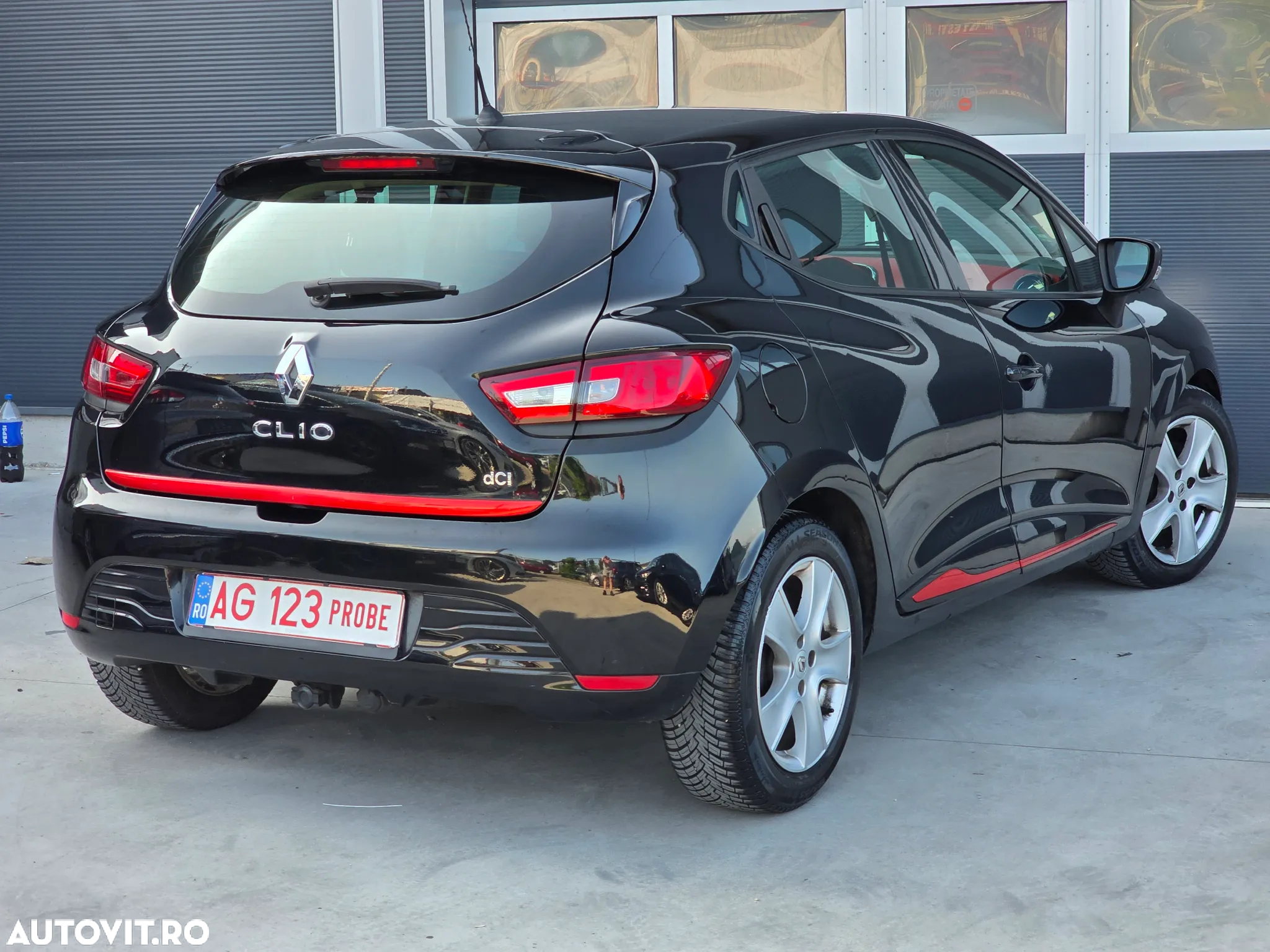 Renault Clio dCi 90 Dynamique - 4
