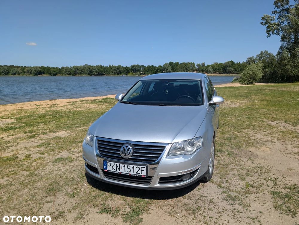 Volkswagen Passat 2.0 TDI DPF Highline - 1