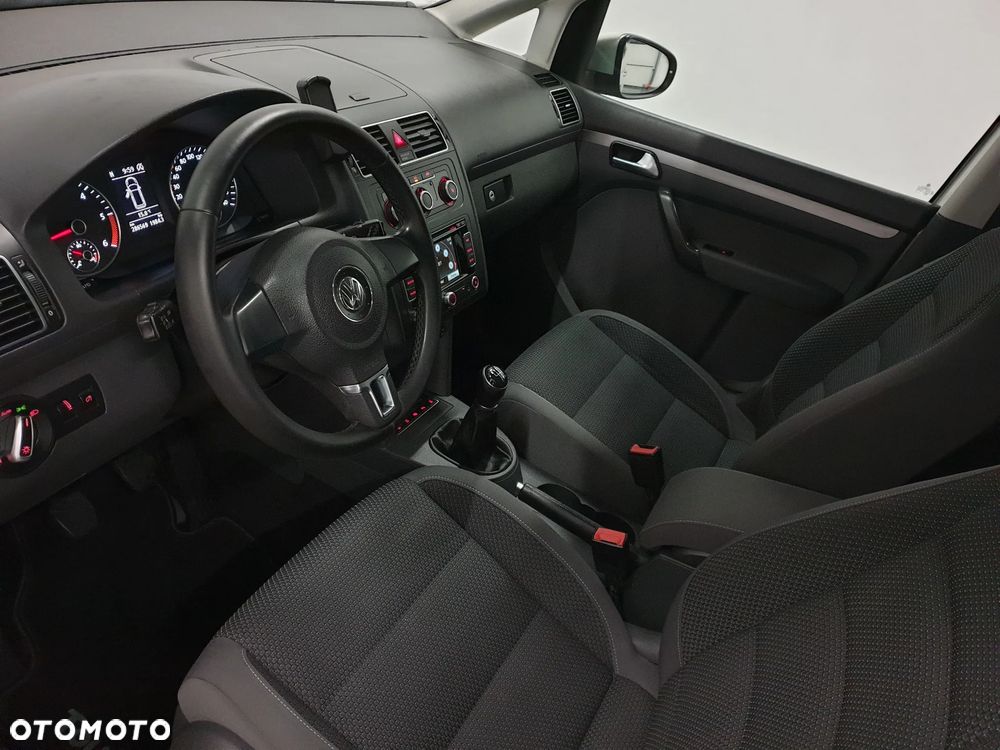 Volkswagen Touran 2.0 TDI DPF Highline - 9