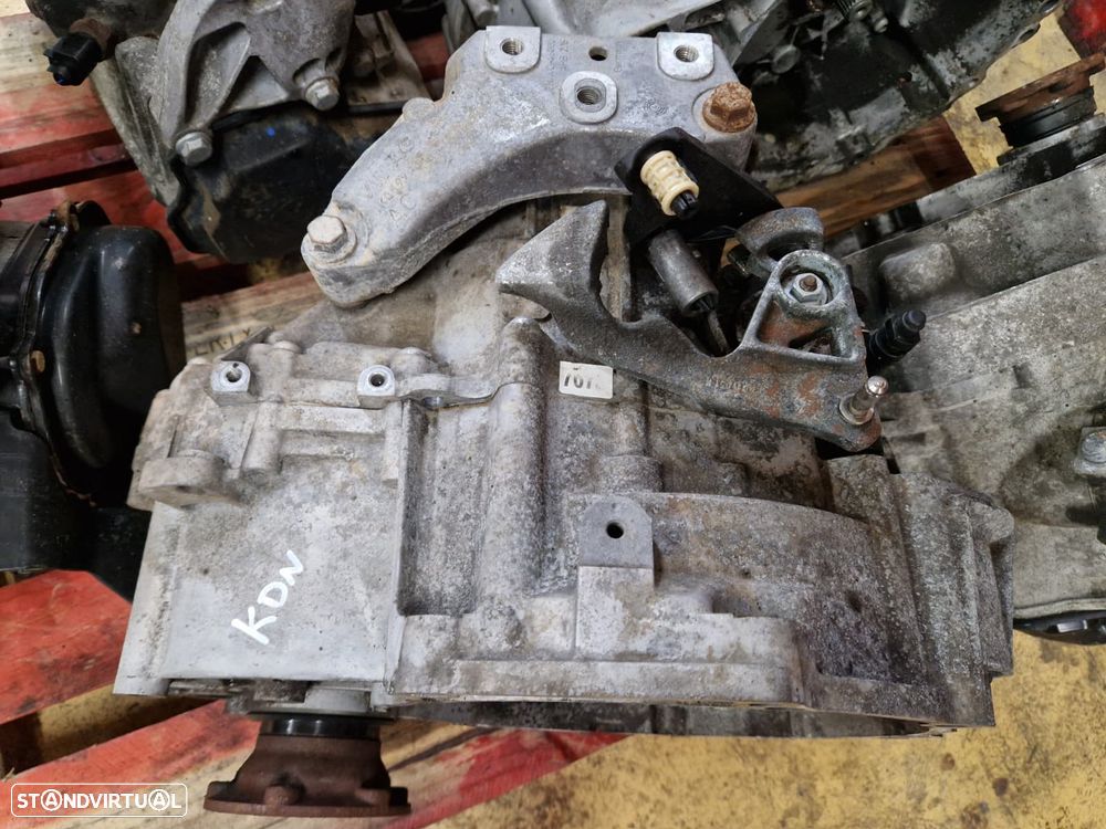 Caixa de 6 velocidades manual KDN VW PASSAT B6 2.0 TDI 140CV BKD GOLF LEON ALTEA OCTAVIA - 1
