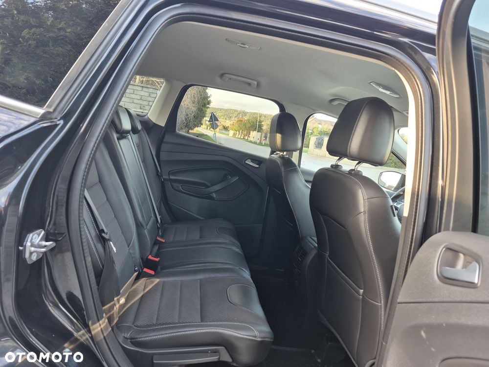 Ford Kuga 2.0 TDCi 2x4 Titanium - 21