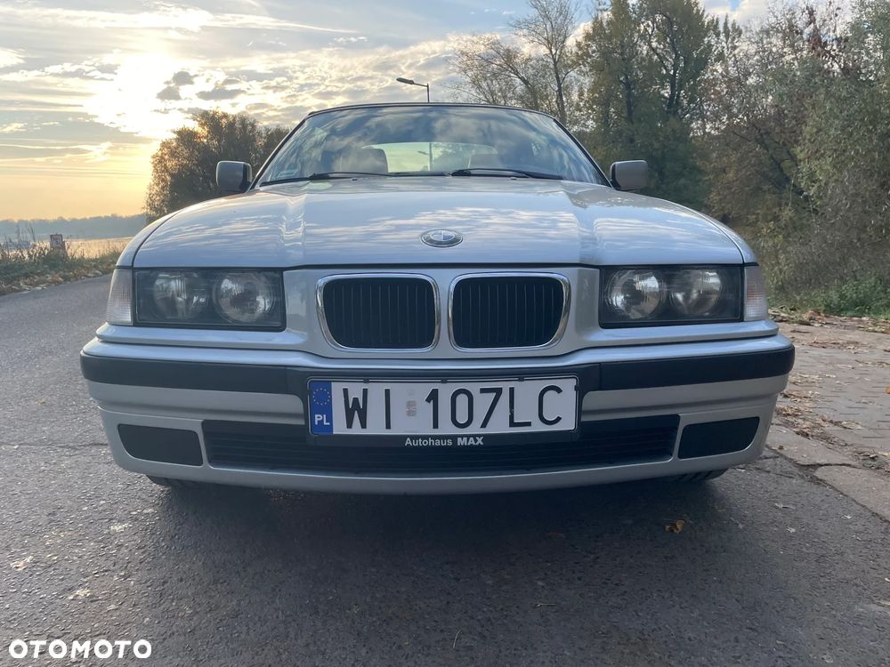 BMW Seria 3 318i Cabriolet - 7