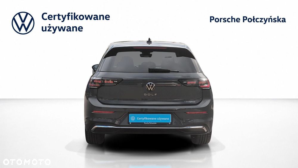 Volkswagen Golf - 5