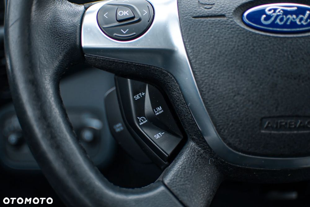 Ford C-MAX - 13