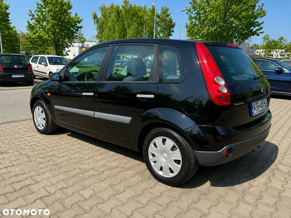 Ford Fiesta 1.4 - 7