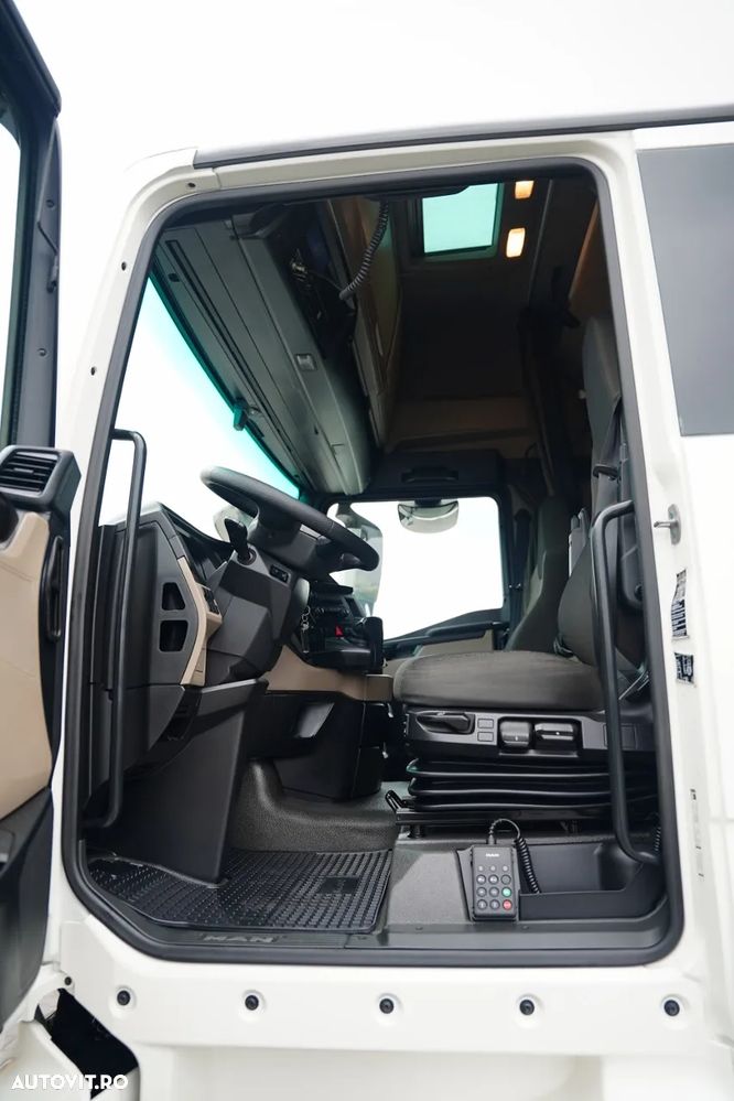 MAN TGX 18.470 / MEGA / PLATĂ JOSĂ / NAVI RIO / EURO 6 - 24