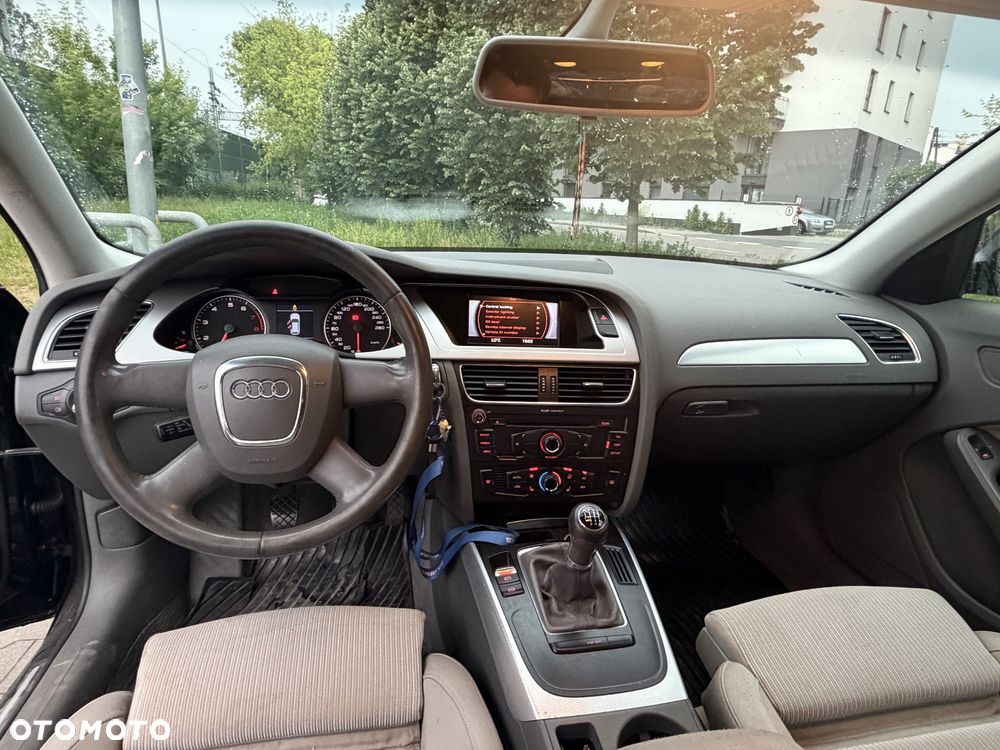 Audi A4 Avant - 7