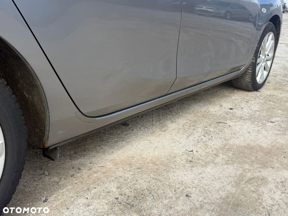 Mazda 3 - 16