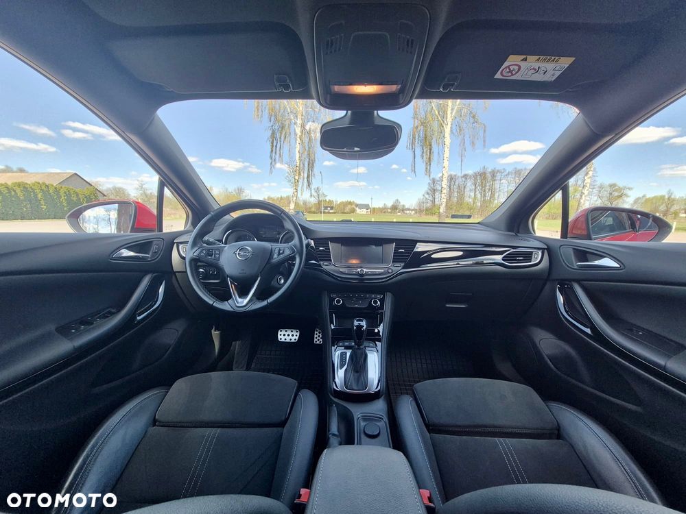 Opel Astra 1.6 T Dynamic S&S - 17