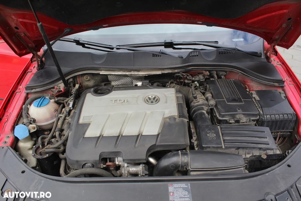 Volkswagen Passat 2.0 TDI BlueMotion Technology Comfortline - 12