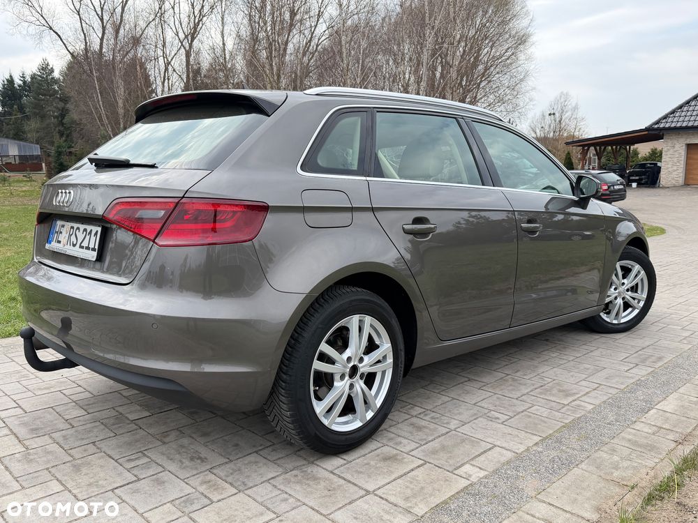 Audi A3 Sportback 1.2 TFSI Ambiente S tronic - 2