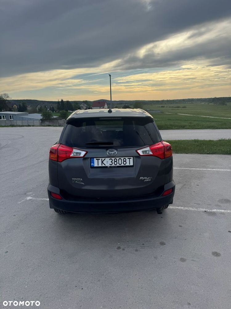 Toyota RAV4 2.0 D-4D 4x4 - 4