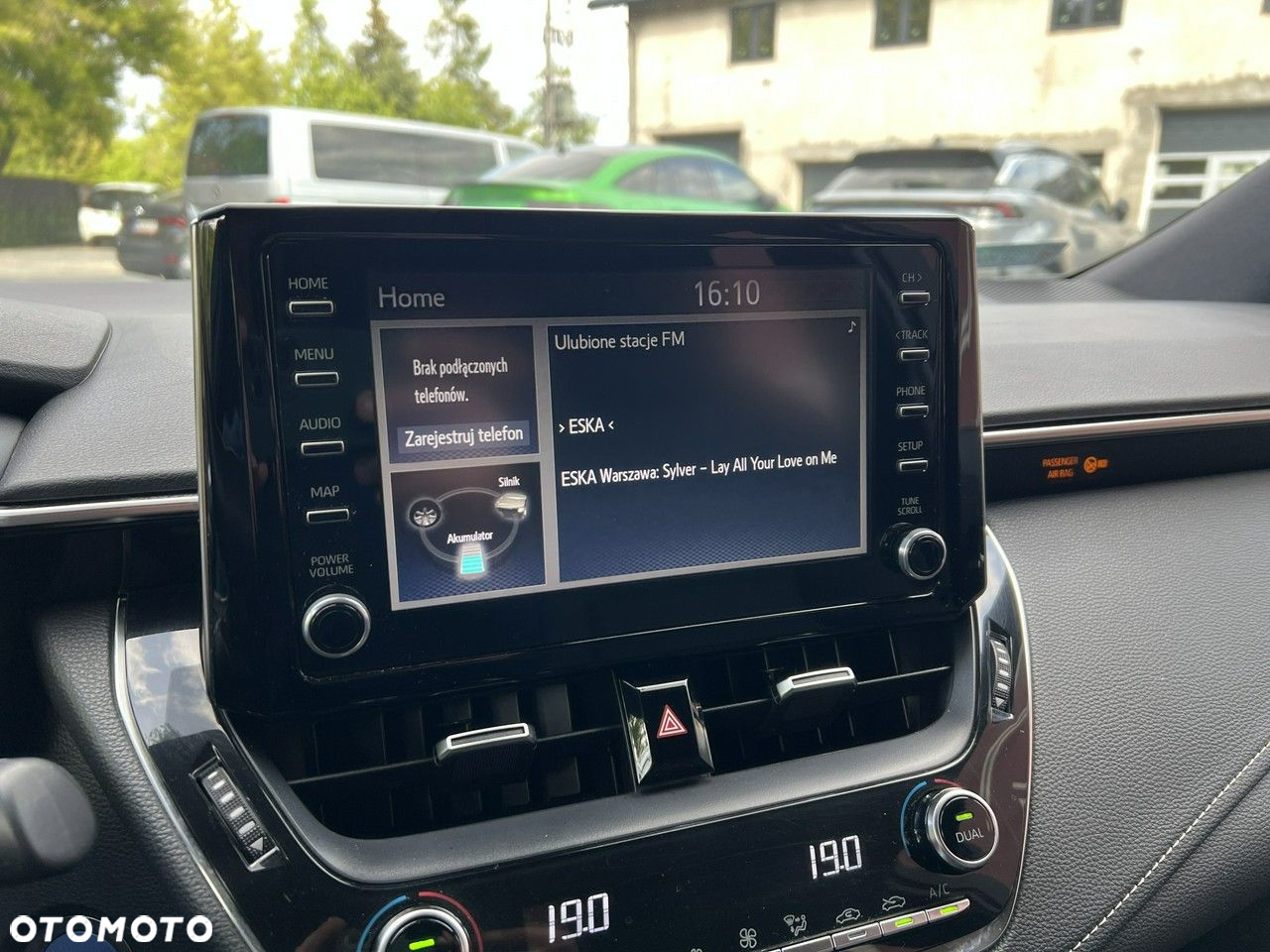 Toyota Corolla - 16