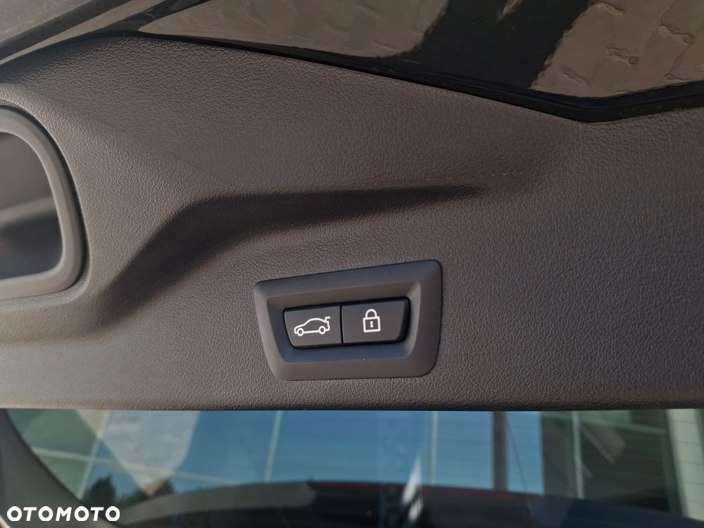 BMW X5 xDrive40d - 16