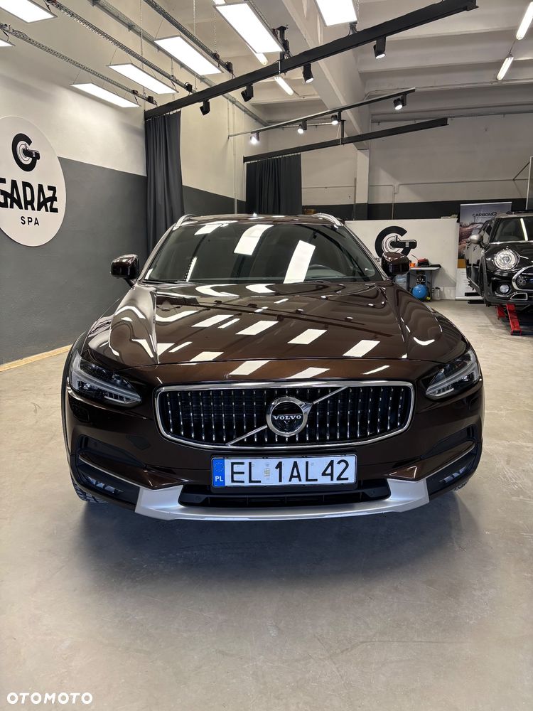 Volvo V90 D5 SCR AWD Momentum Pro - 14