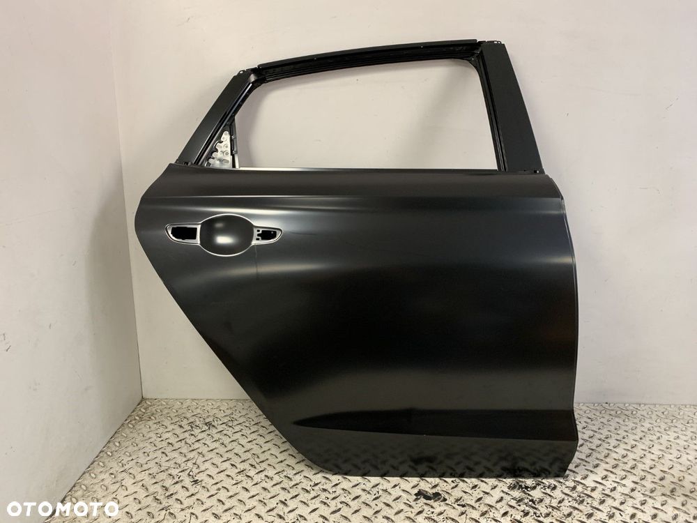 NOWE ORYGINALNE DRZWI PRAWE TYLNE PRAWA TYŁ HYUNDAI I30 III 3 FASTBACK  17-25 77004-G4700 - 2