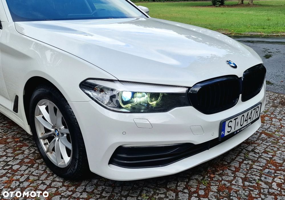 BMW Seria 5 520d Luxury Line - 21