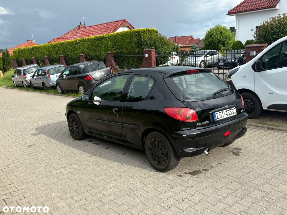 Peugeot 206 1.1 X-Design - 10