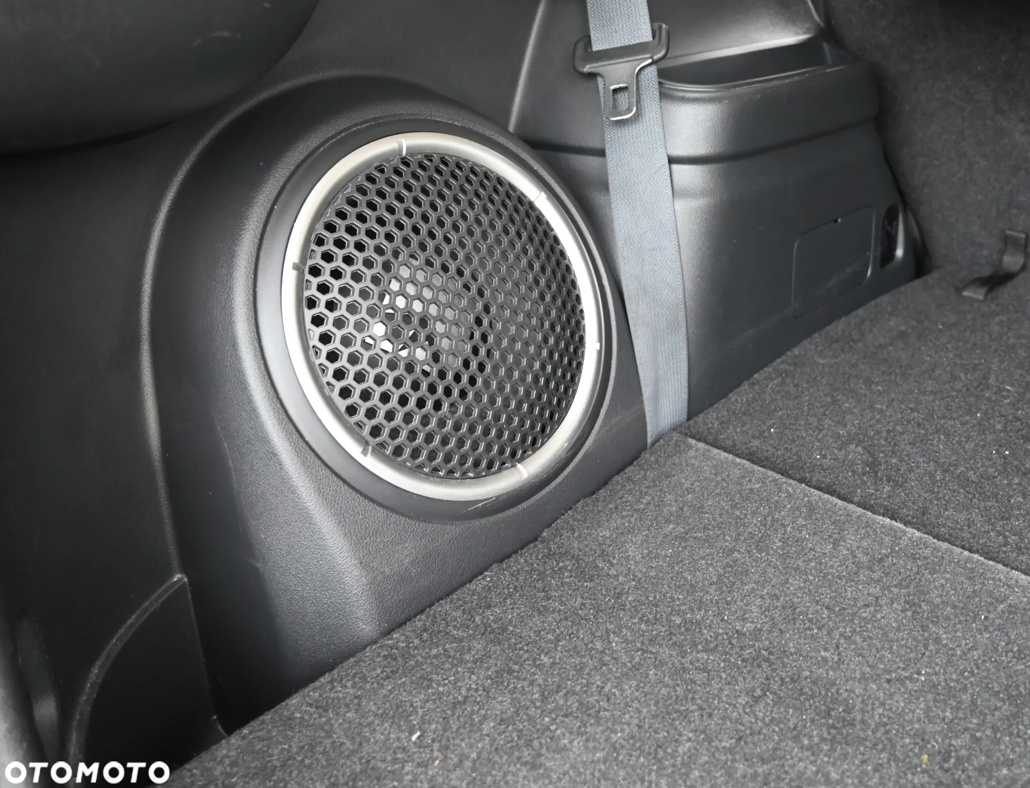Mitsubishi Outlander - 31