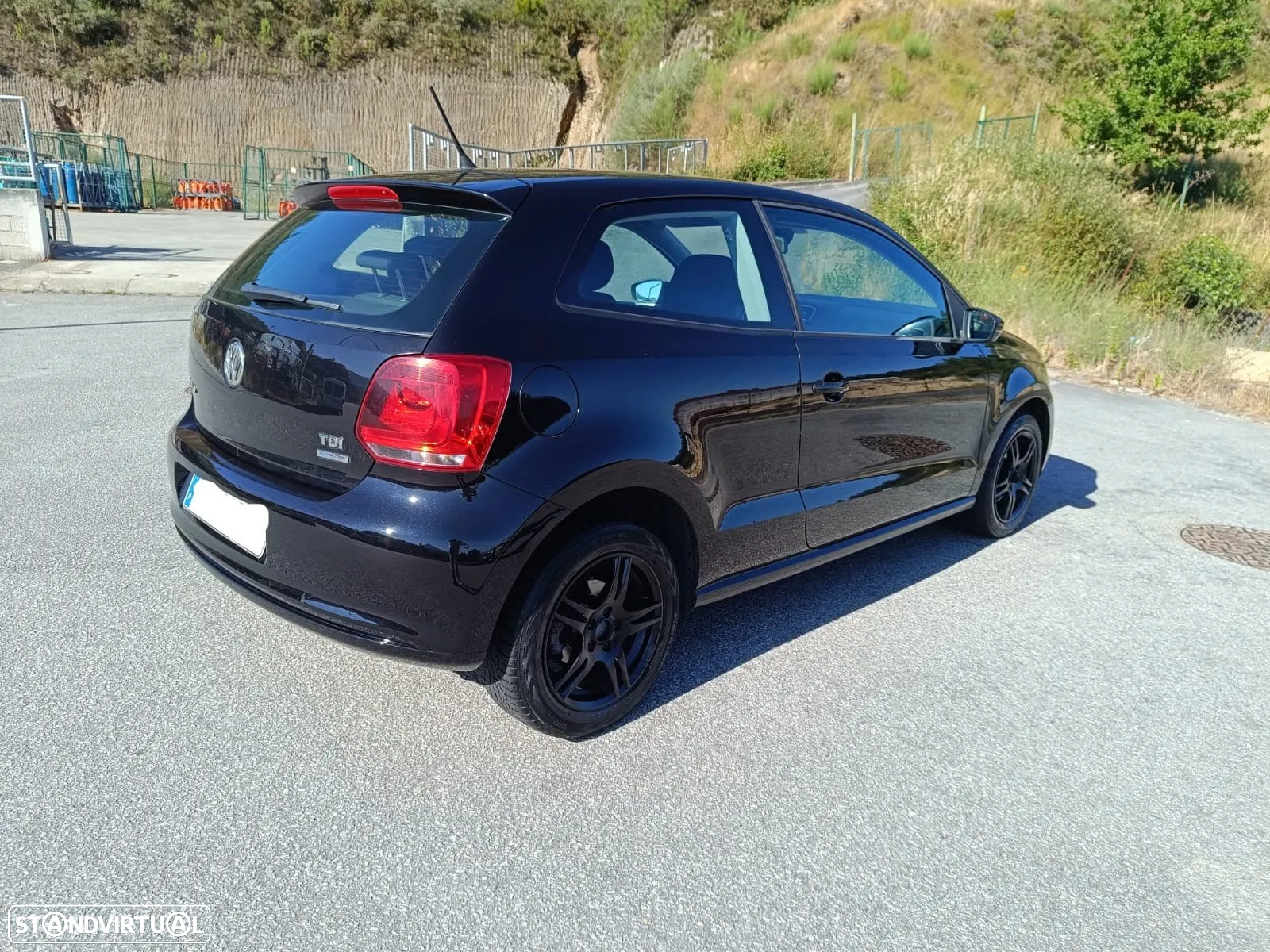 VW Polo 1.6 TDI Confortline BlueMotion - 2