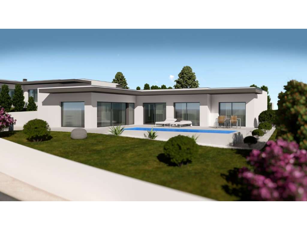 Moradia com piscina a 7 Km da praia - Grande imagem: 3/24