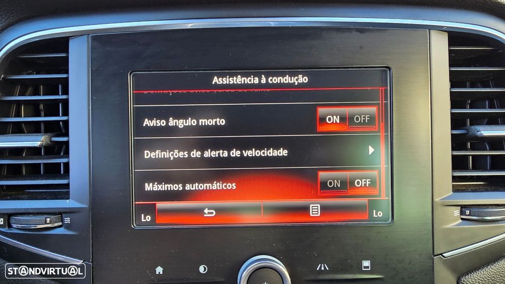 Renault Mégane Sport Tourer - 25