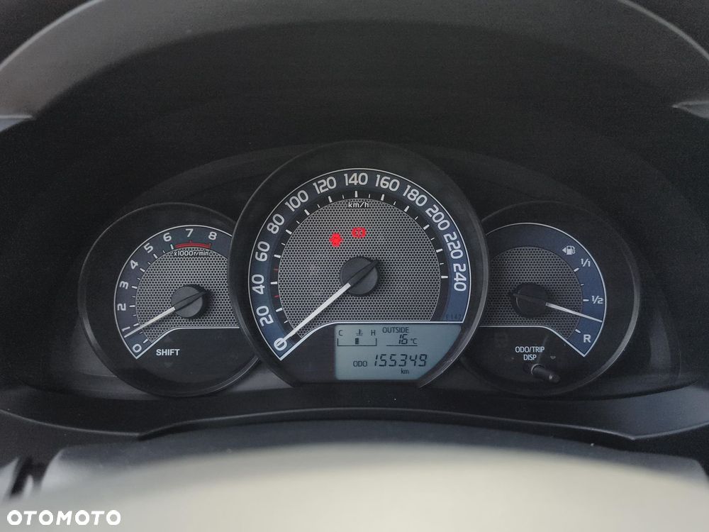 Toyota Corolla 1.33 Active - 17