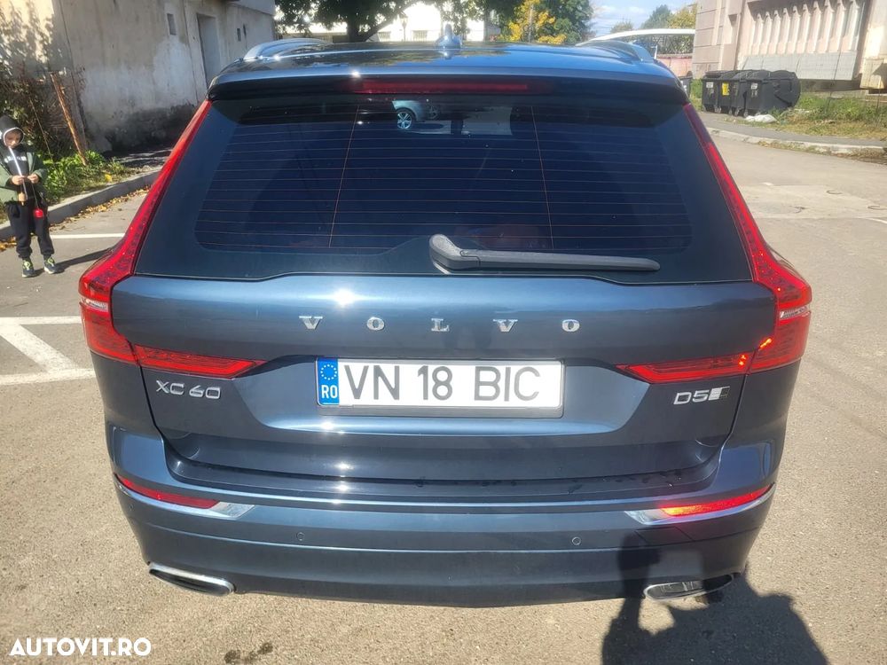 Volvo XC 60 D5 AWD Inscription - 8