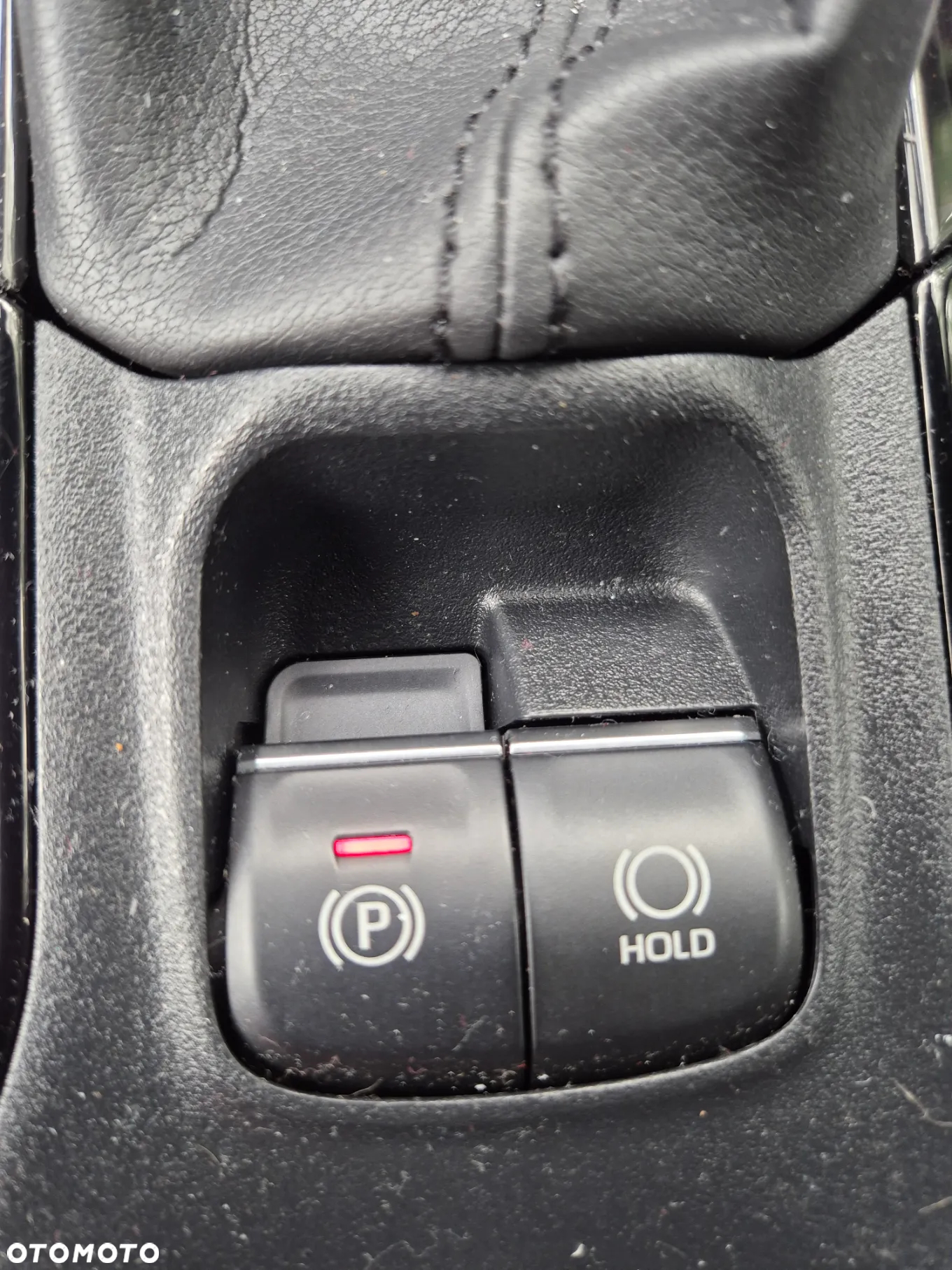 Toyota Corolla 1.8 Hybrid Executive - 12